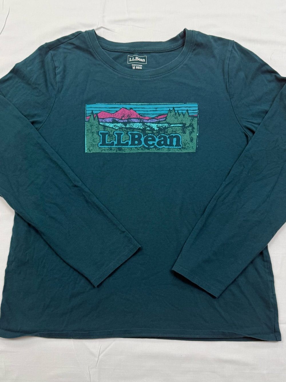 L.L.Bean Women’s M Teal Long Sleeve Graphic T-Shirt Outdoor Mountain Logo